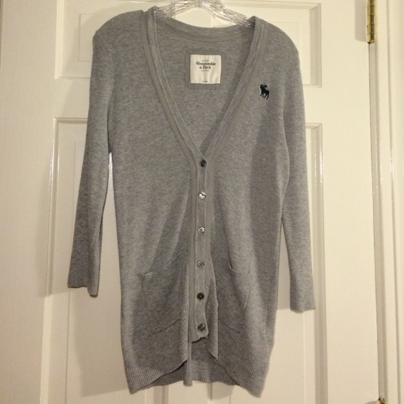 3/4 sleeve gray cardigan with pockets