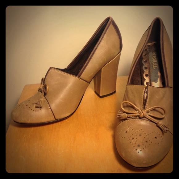 Seychelles Oxford Pump