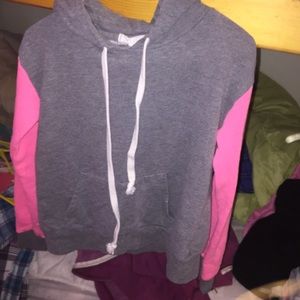 Pink and grey Sweater size Small