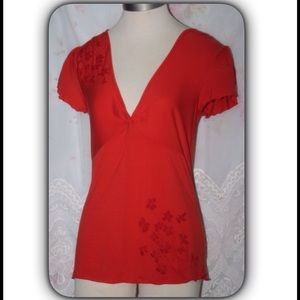 BANANA REPUBLIC red tee shirt top blouse shirt Med