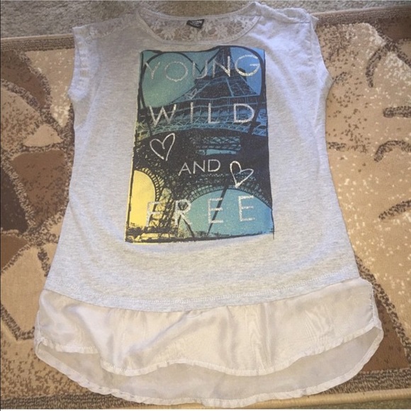 Nice blouse w/Lace back&sheer on the front bottom