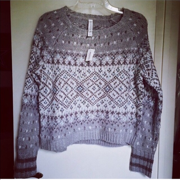 Aero knit pull-over