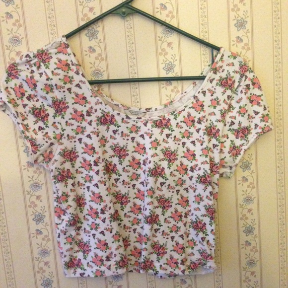 Floral crop top - Picture 1 of 1