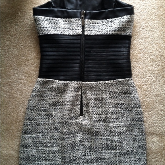 Bebe bodycon grey tweed faux leather mini dress - Picture 4 of 4