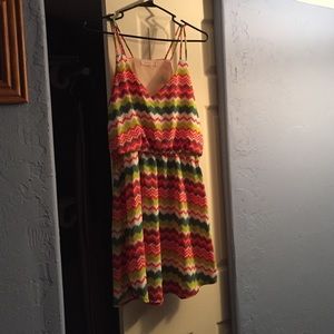 **hold** Bright and colorful dress