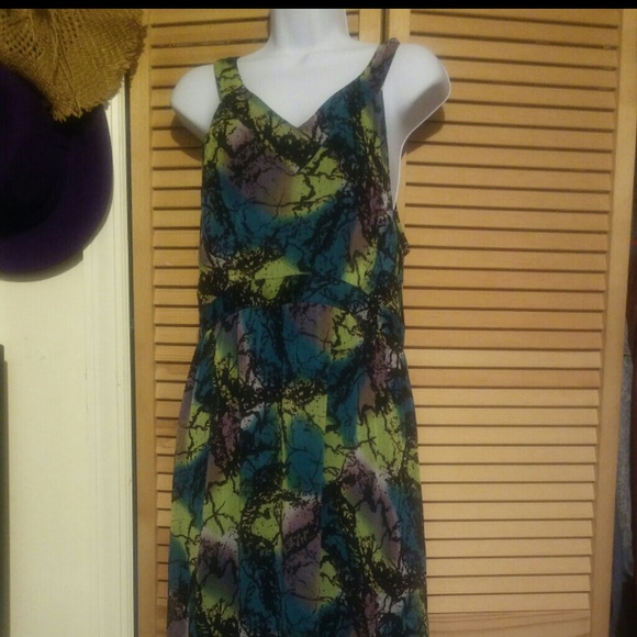 Maxi dress with lace back
