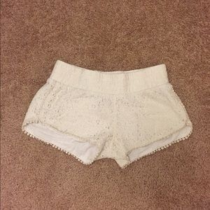 White lace shorts// willing to change price:)