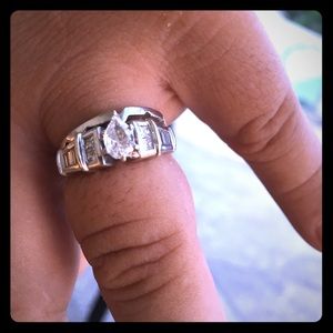 Diamond ring white gold 14k