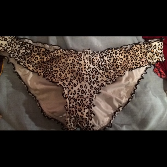Victoria secret bikini bottoms!