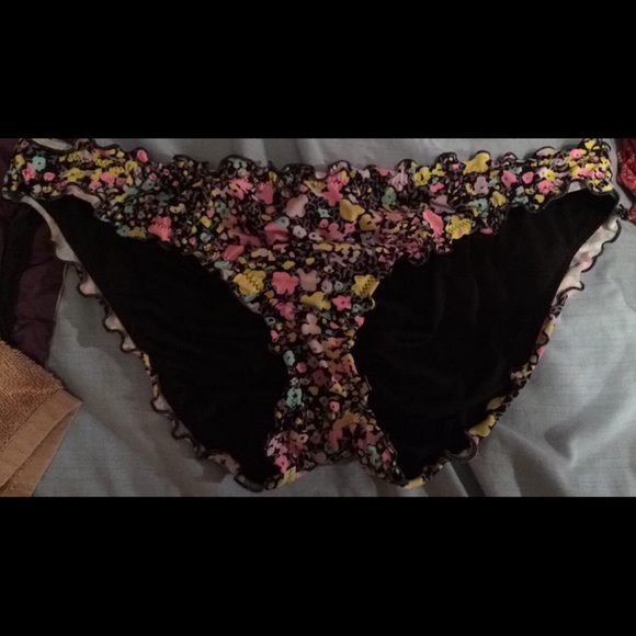 Victoria secret bikini bottoms!