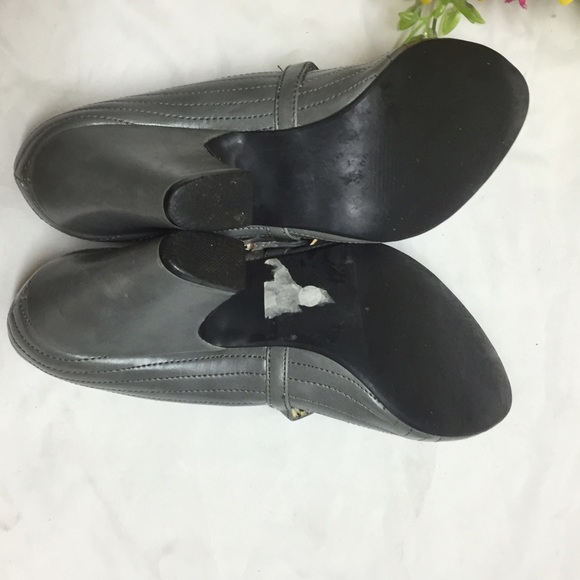 Madden girl size 6.5 gray pumps - Picture 2 of 3