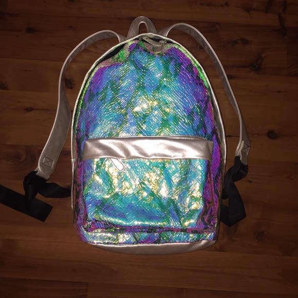 Mermaid backpack!!! 🐬