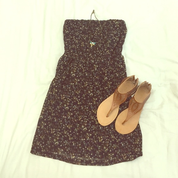 strapless summer dress! ☀️🌸💁🏻