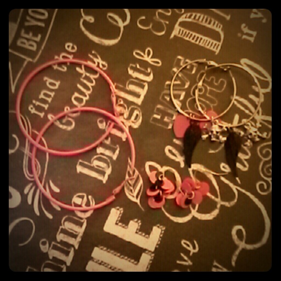 PINK theme earrings!