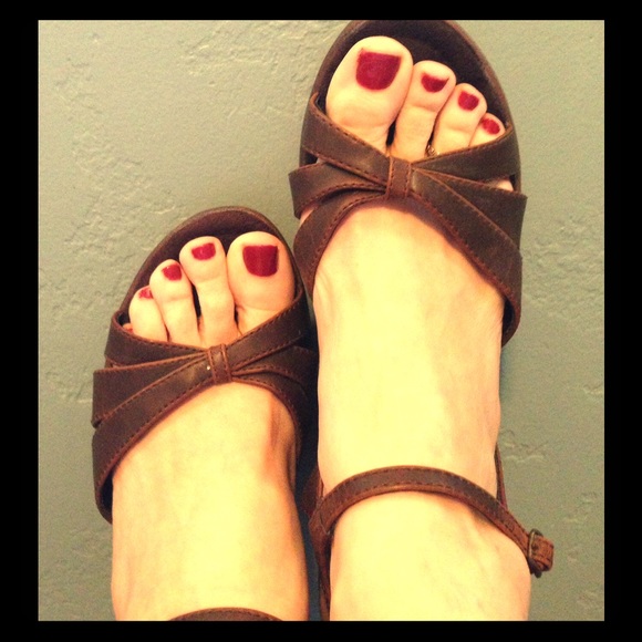 Summer wedges with embellished heels! Sz 8/9