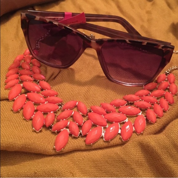 ⭐️sold in bundle - Picture 2 of 2