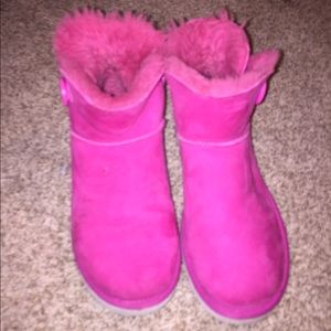 Mini Pink Bailey Button Uggs