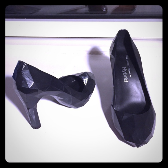 United Nude Lo Res 3-D black pump s38
