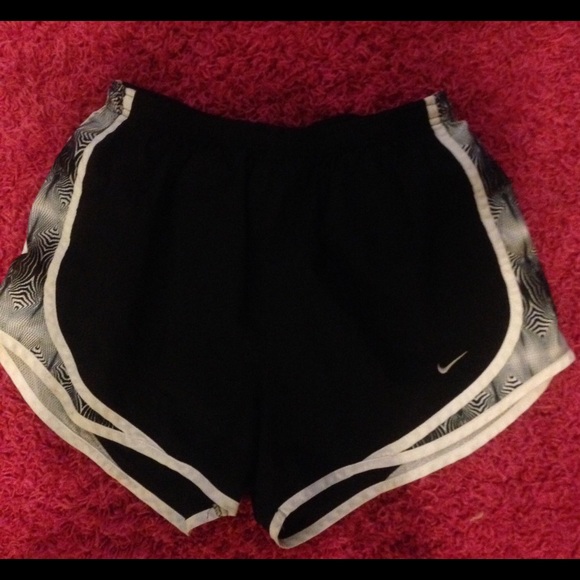 Nike Pants - Nike shorts SOLD on Ⓜ️