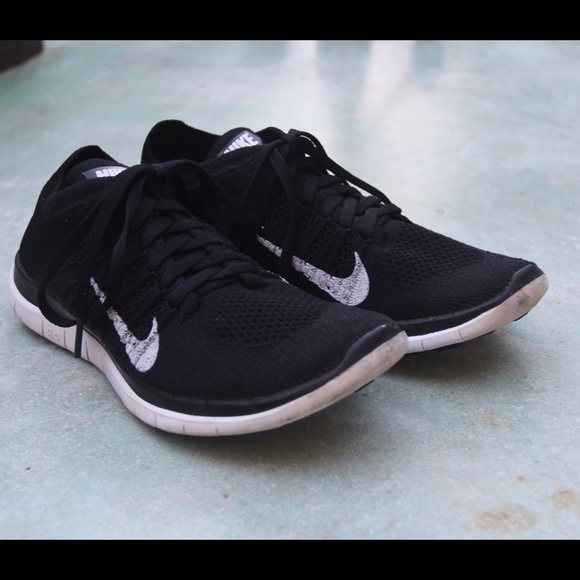 Black Nike Free 4.0 Flyknit
