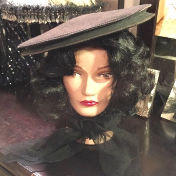 1930's Black Vintage a Pancake Hat - Picture 1 of 4