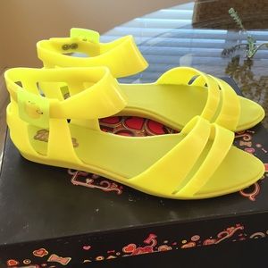 Melissa retro 80's neon, scented jellies!