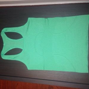 Lululemon run swiftly tank in "frond" green