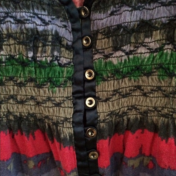 Bundle Casspem DKNY shirt super cute on - Picture 2 of 4