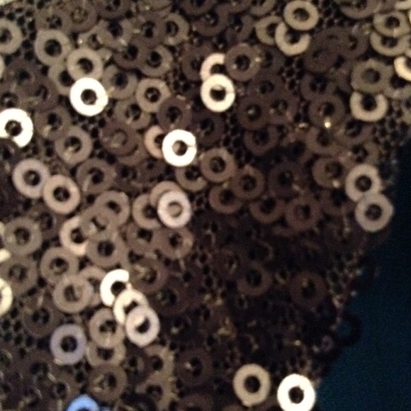 Stunning Teal Button Up w/Sequenced Collar & Cuffs - Picture 4 of 4