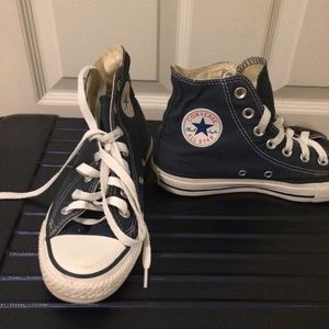 Navy Blue High Top Converse✨
