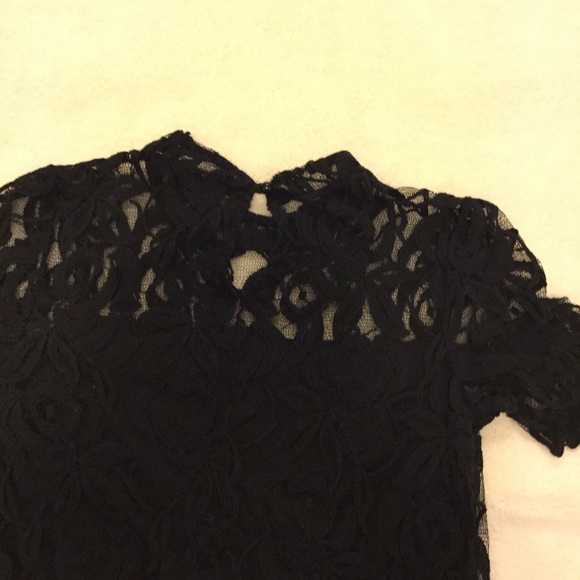 Lace crop
