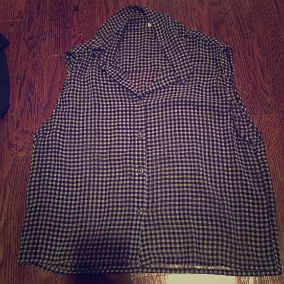 Brandy Melville checkered collared shirt