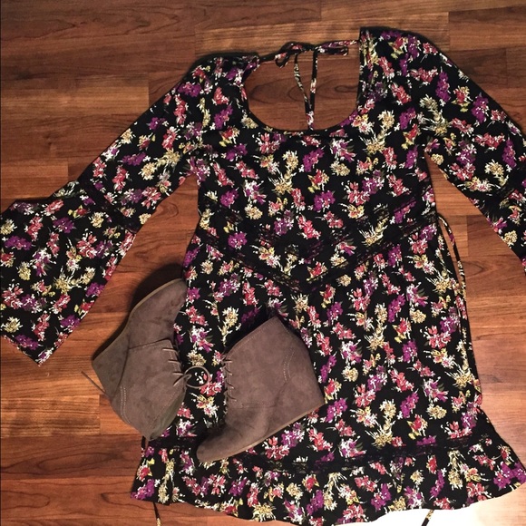 American Rag Floral Dress - Picture 1 of 2