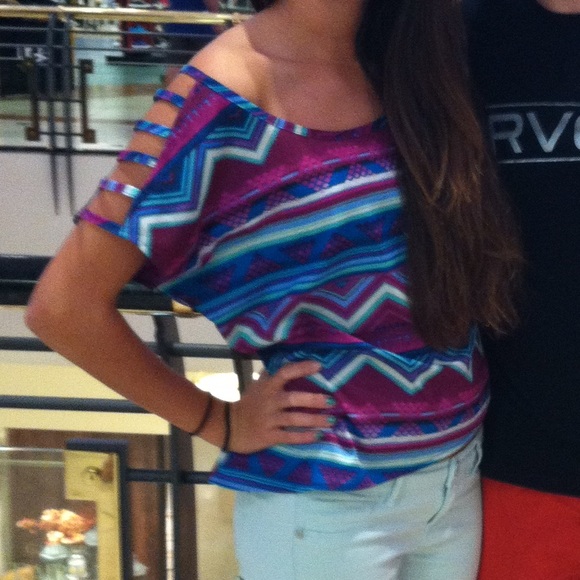 Multicolor top - Picture 2 of 2