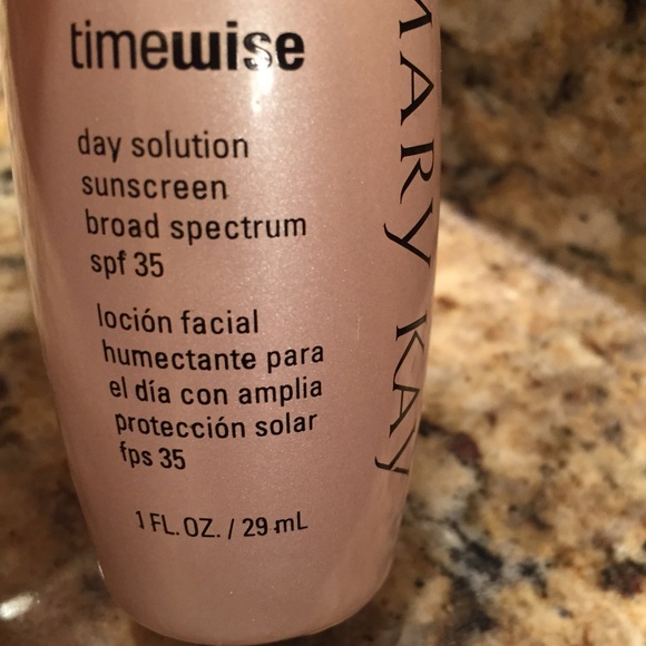 Mary Kay Timewise Day Solution