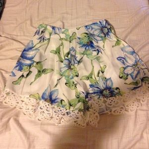 Floral high wasted shorts