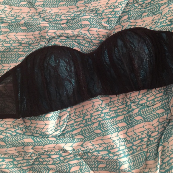 Strapless bra