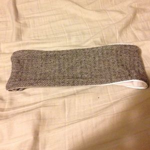 Super comfy lululemon reversible headband