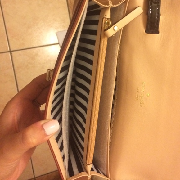 Kate spade wristlet