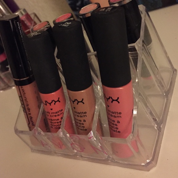 Acrylic lip stick holder for 12 lipsticks 💄