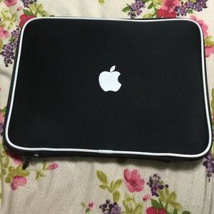13" MacBook Case