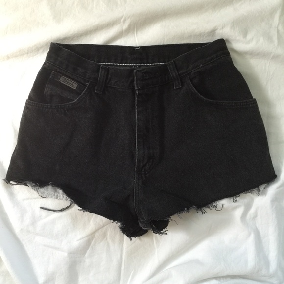 Vintage Denim - ❗️FLASH SALE wrangler black high waisted shorts