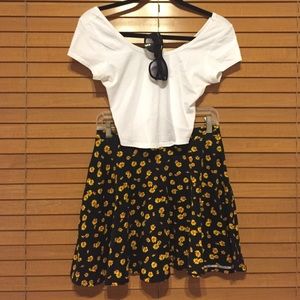 SOLD Daisy Floral Skirt
