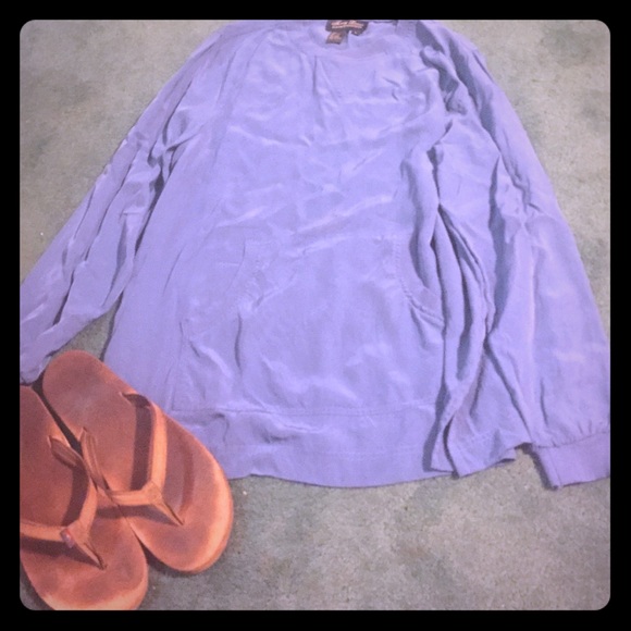 Blue long sleeve shirt - Picture 1 of 3