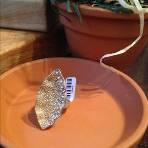 Fashion matte gold leaf stretch ring