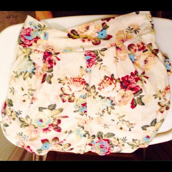 SOLD - Picture 3 of 4