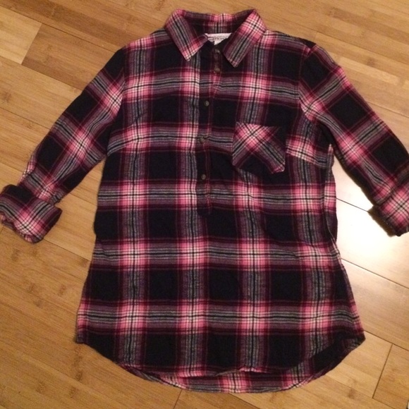 Pink & blue half button up flannel