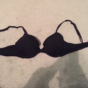 VS black push up bra