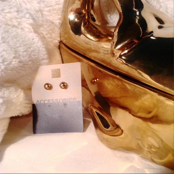 Small Stud Earrings