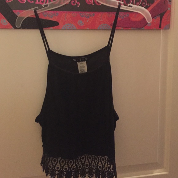 Crop top with lace trimming on back